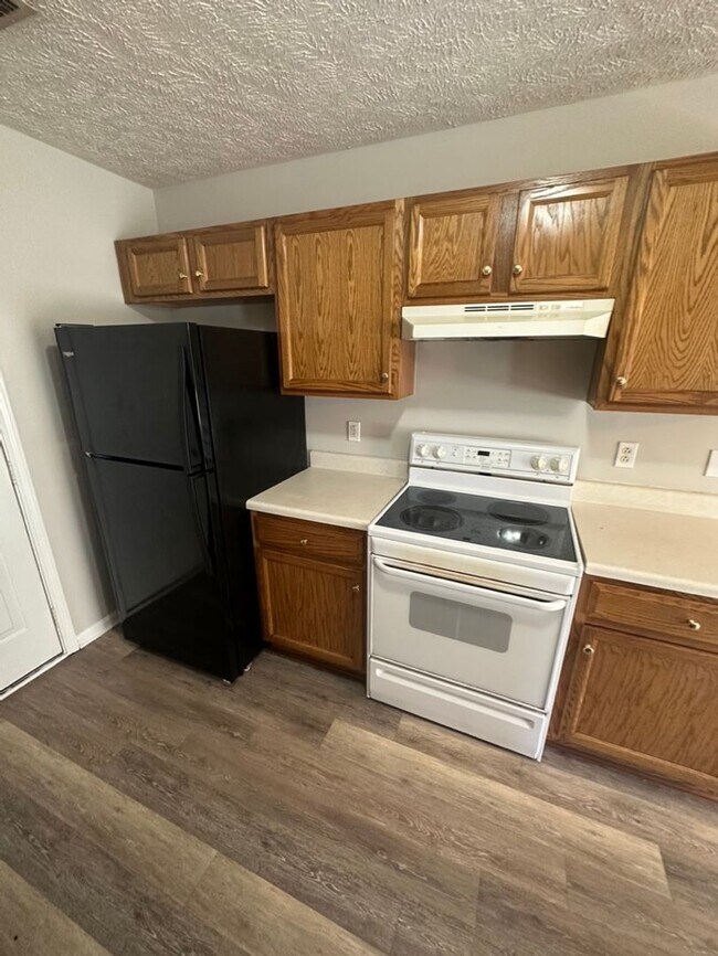Building Photo - 2506 Gold Valley Dr
