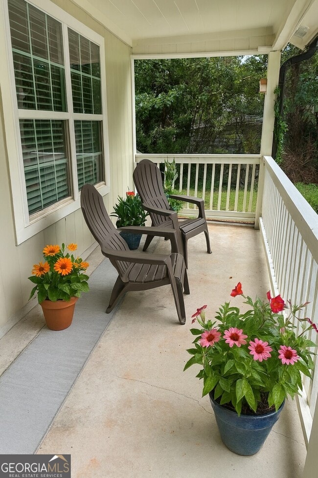 Building Photo - 1223 S Madison Ave