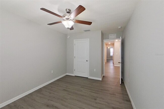 Building Photo - 8704 SW 44th Ct