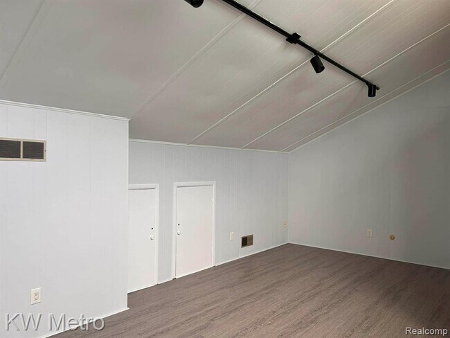 Building Photo - 6168 Palomino Ct