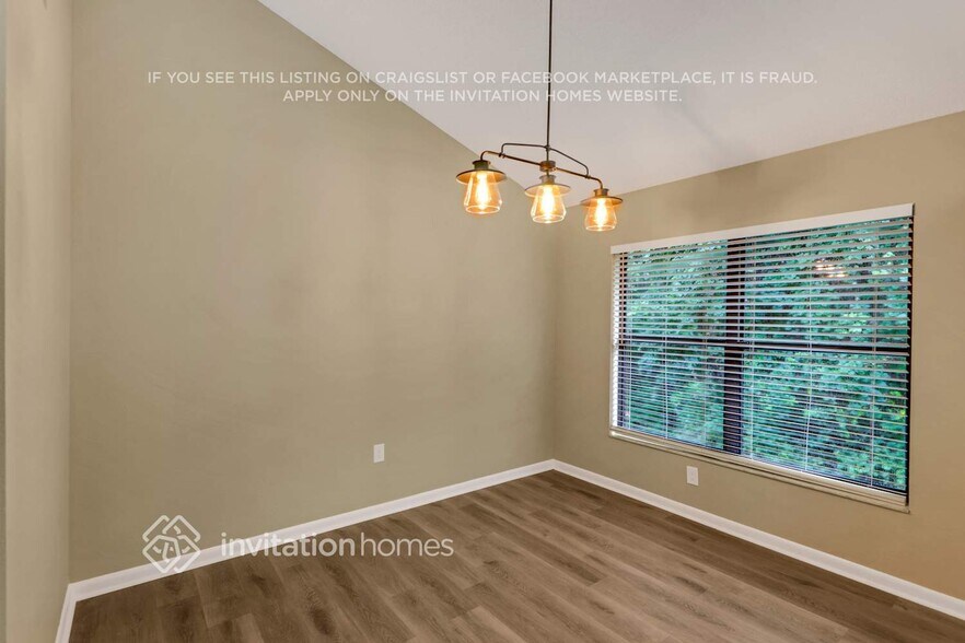 Building Photo - 8042 Lansing Dr