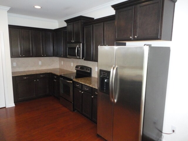 Building Photo - 5220 Sleepy Falls Run