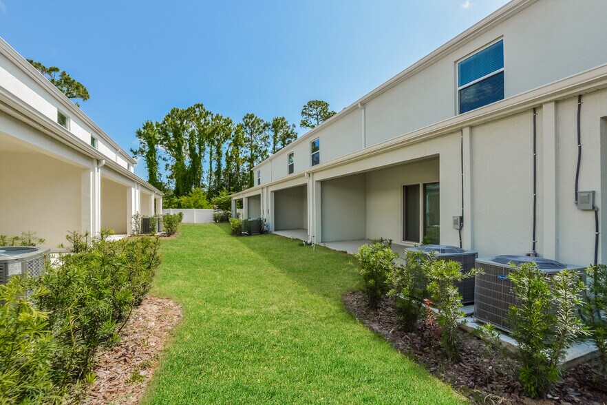 Building Photo - 66 Grande Rd