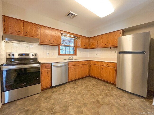 Building Photo - 106 Gretna Woods Rd