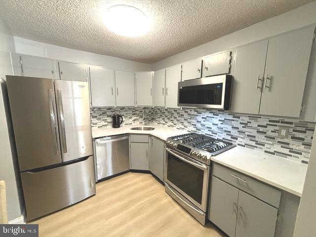 Building Photo - 27 Gilpin Ct