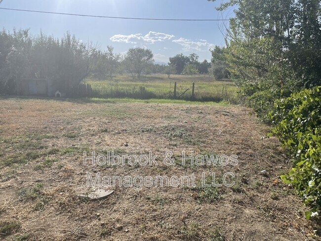 Building Photo - 3613 Highland Dr