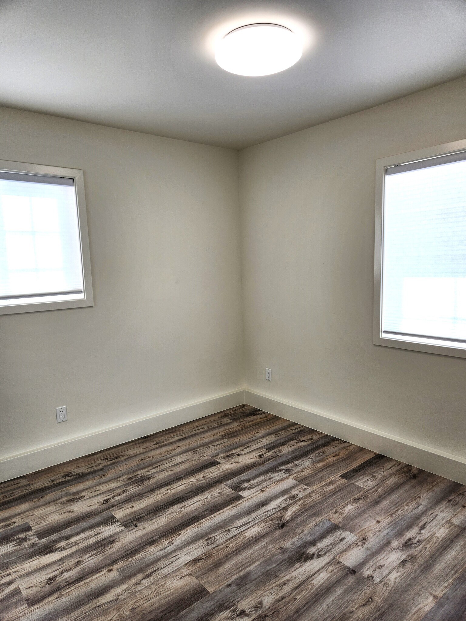Building Photo - 6235 Aura Ave