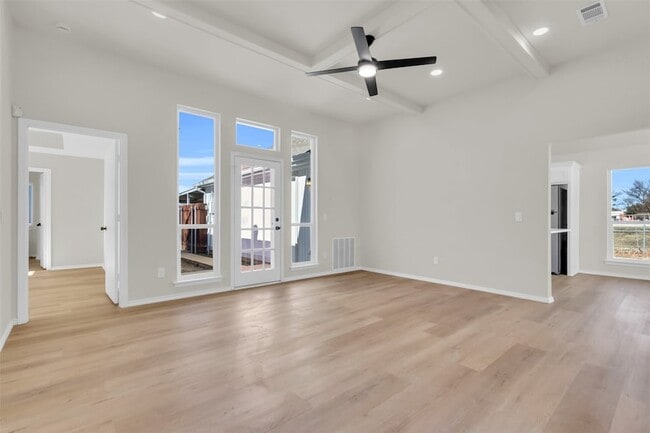 Building Photo - 8691 Pebblebrook Dr