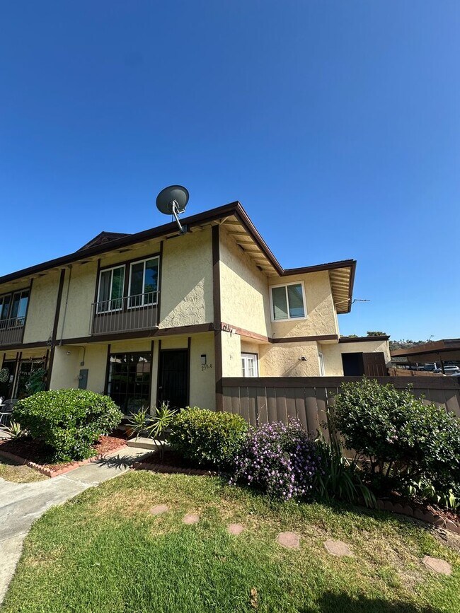 Building Photo - 230 Regency Ct