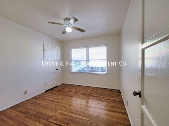 Building Photo - 4718 Briercrest Ave
