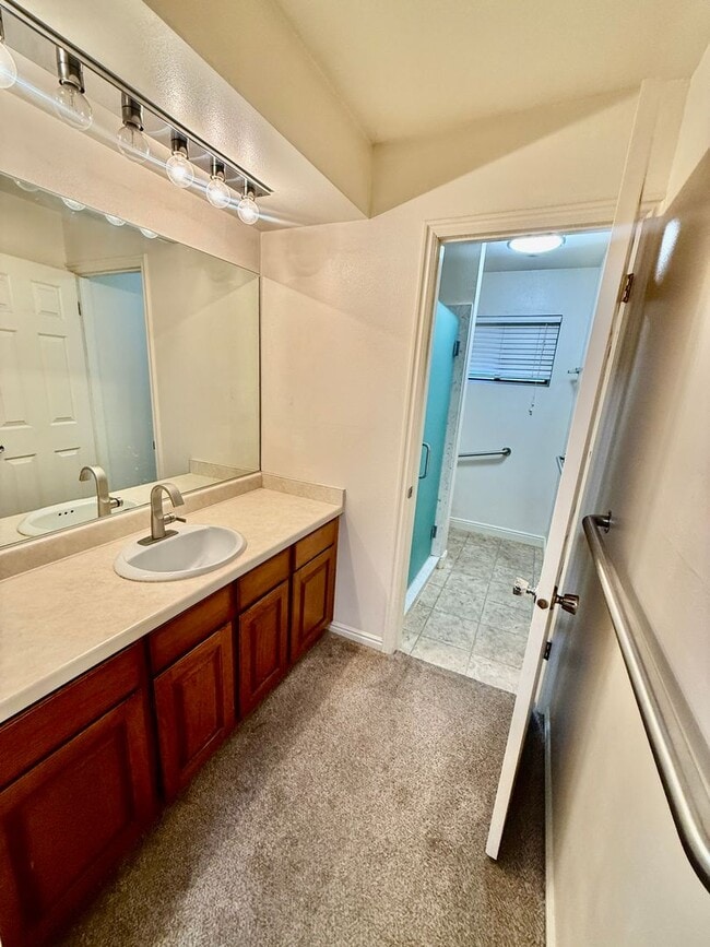 Building Photo - 840 S 400 E