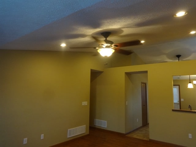 Building Photo - 1901 Big Tree Dr