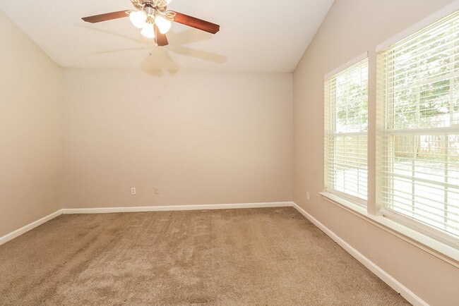 Building Photo - 9033 Shenington Pl