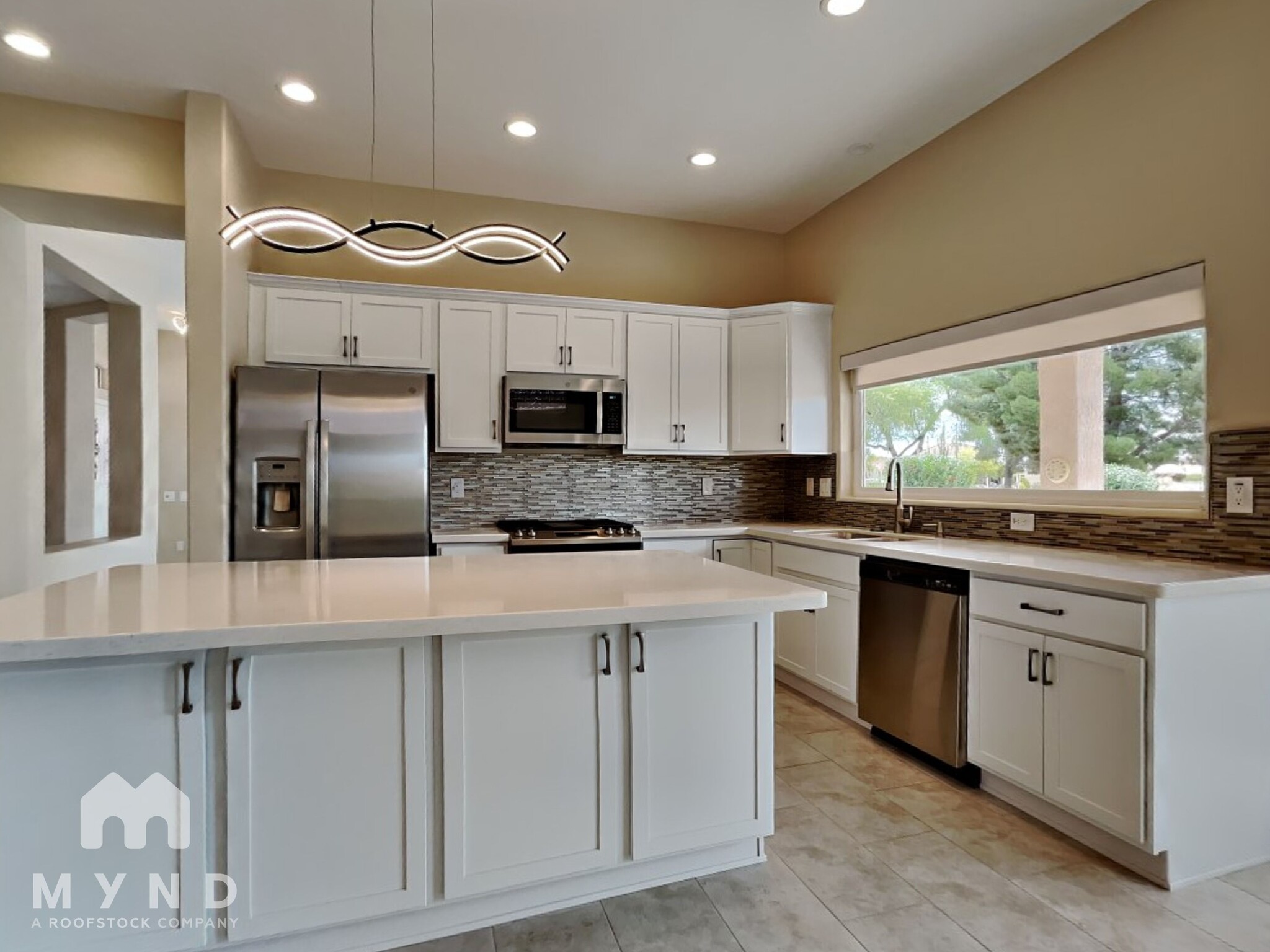 Building Photo - 21405 N 159th Dr
