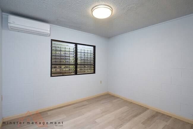 Building Photo - 215 Azores St