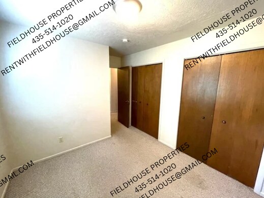 Building Photo - 682 E 800 N