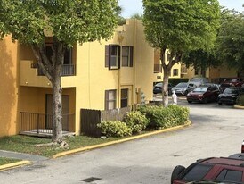 Building Photo - 526 NW 114th Ave