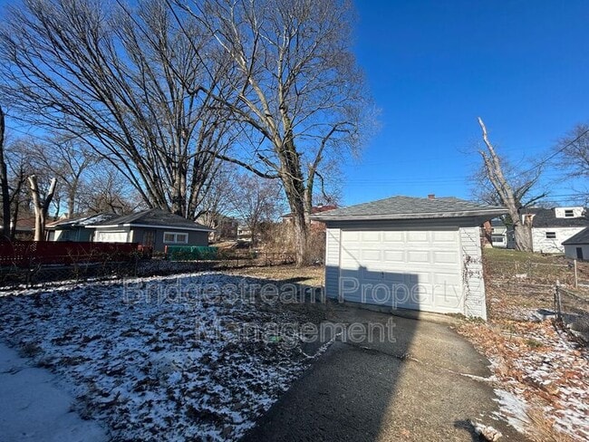 Building Photo - 517 Kenilworth Ave