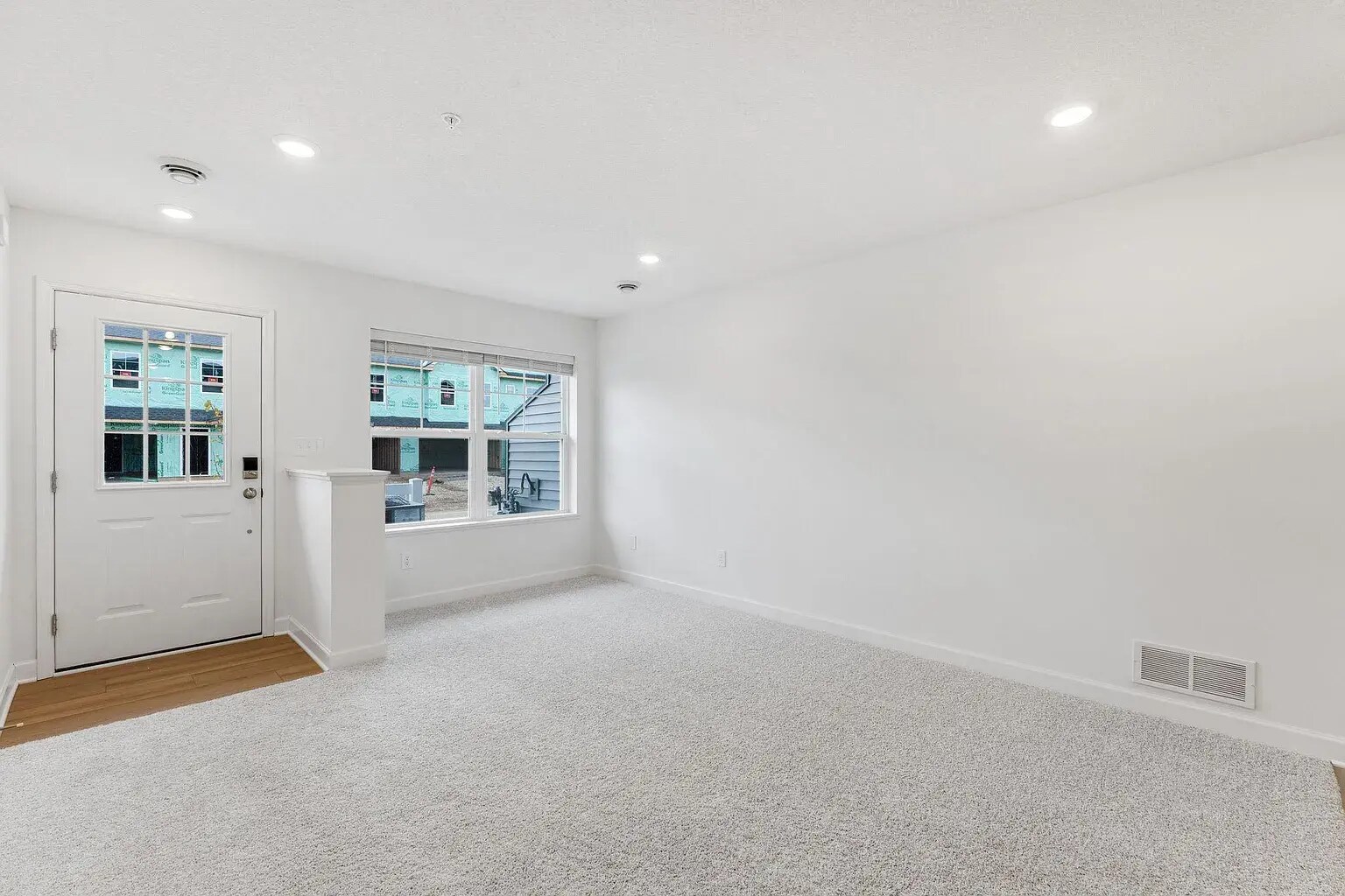 Building Photo - 5297 Long Pointe Pass