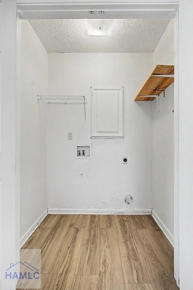 Building Photo - 342 Sheila Dr