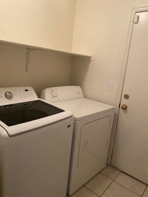 Building Photo - 1056 Menands Ave