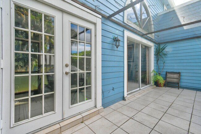 Building Photo - 1003 Ocean Dunes Cir