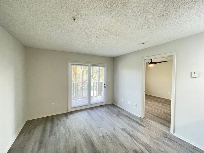 Building Photo - Fully Renovated 1-Bedroom, 1-Bath Condo in Gated Community – Available Now!