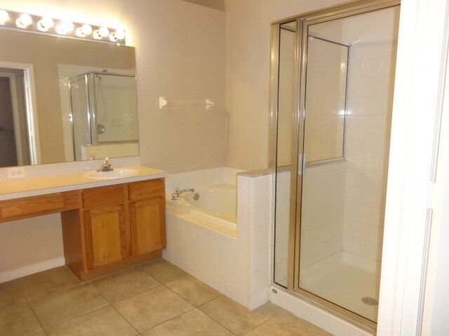 Building Photo - 10407 Paragon Pl