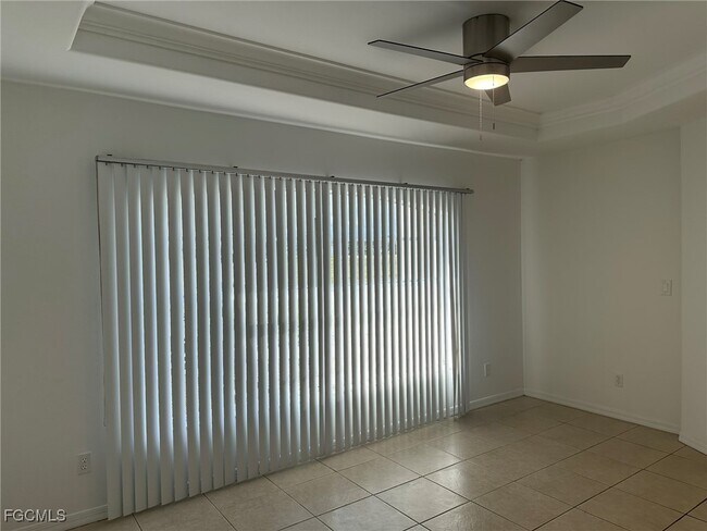 Building Photo - 3929 NW 42nd Ave