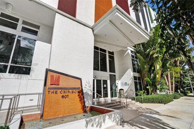 Building Photo - 601 NE 27th St