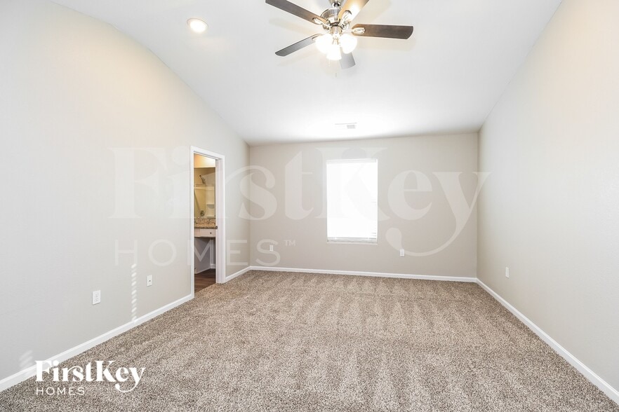 Building Photo - 9107 Creedmore Hills Dr