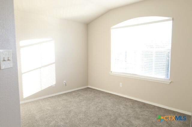 Building Photo - 9904 Maplewood Ct