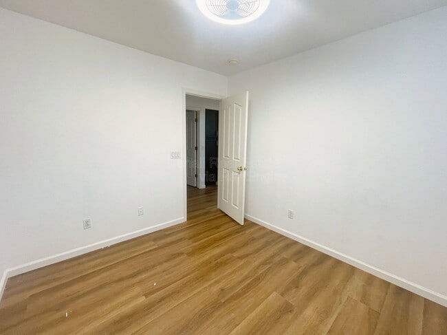 Building Photo - 2211 S Harper