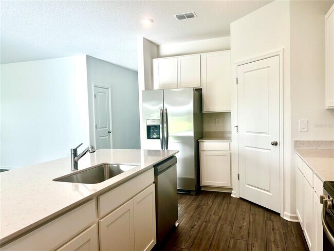 Building Photo - 1103 NW 44th Court Rd