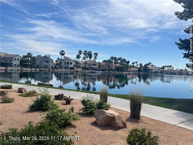 Building Photo - 2437 Palm Shore Ct