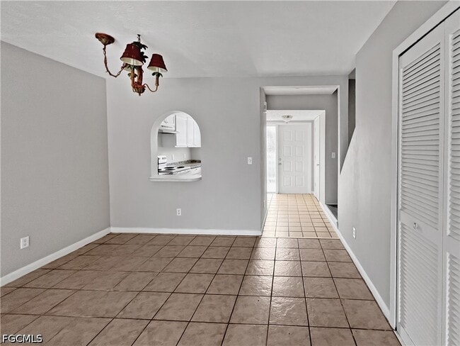 Building Photo - 1123 SW 48th Terrace