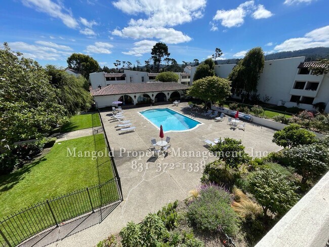 Building Photo - Spacious 1-Bed, 1-Bath Condo Located At Oc...