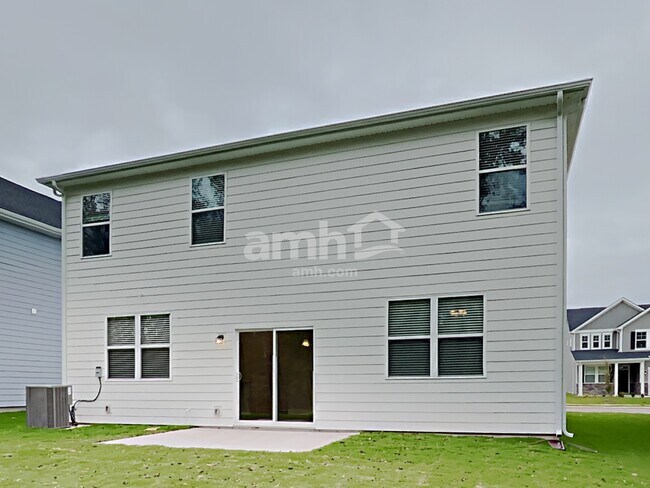 Building Photo - 4513 Tarpon Dr