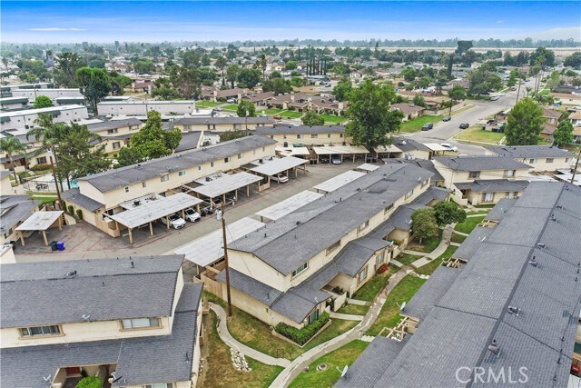 Building Photo - 3700 Mountain Ave N