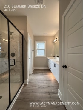 Building Photo - 210 Summer Breeze Dr