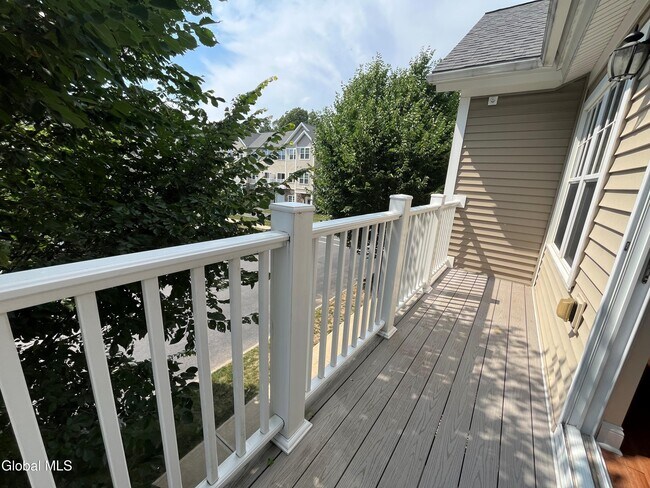 Building Photo - 74 Weibel Ave