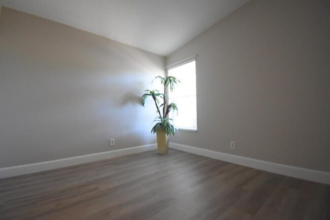 Building Photo - 22237 Woodborn Dr