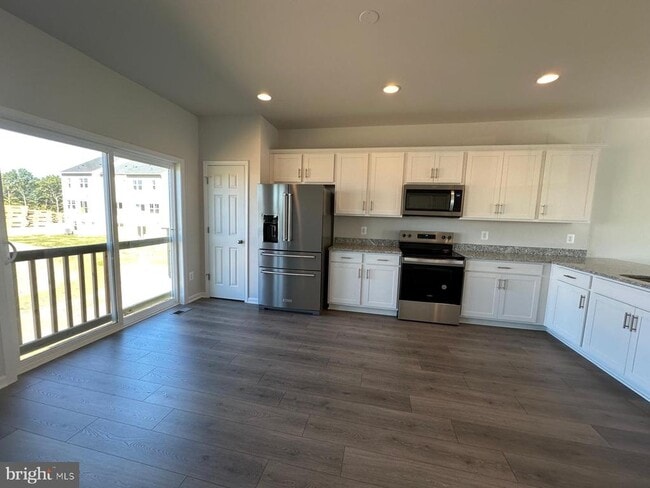 Building Photo - 148 Galaxy Pl