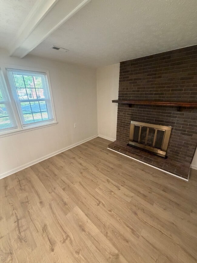 Building Photo - 6813 Wunderly Ct