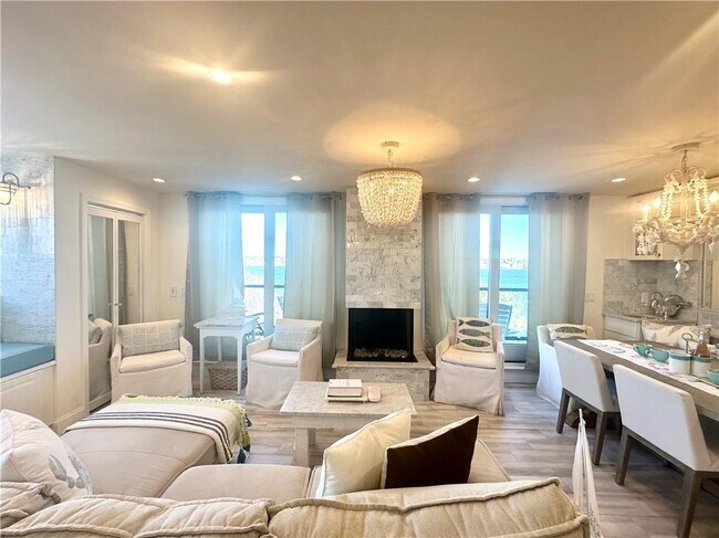 Building Photo - 312 America