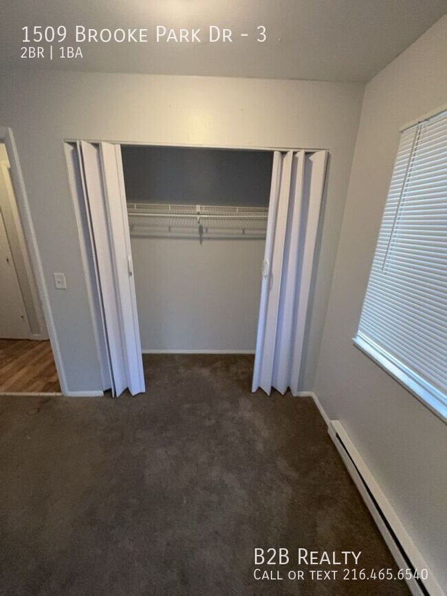 Building Photo - 1509 Brooke Park Dr