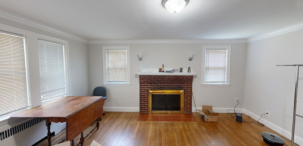 Building Photo - 25 Greycliff Rd