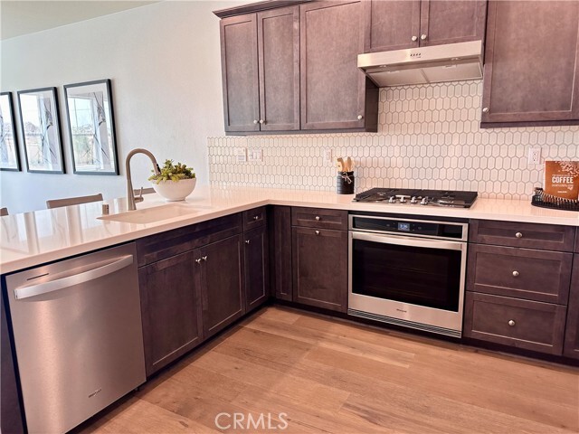 Building Photo - 4255 S Hermosa Paseo