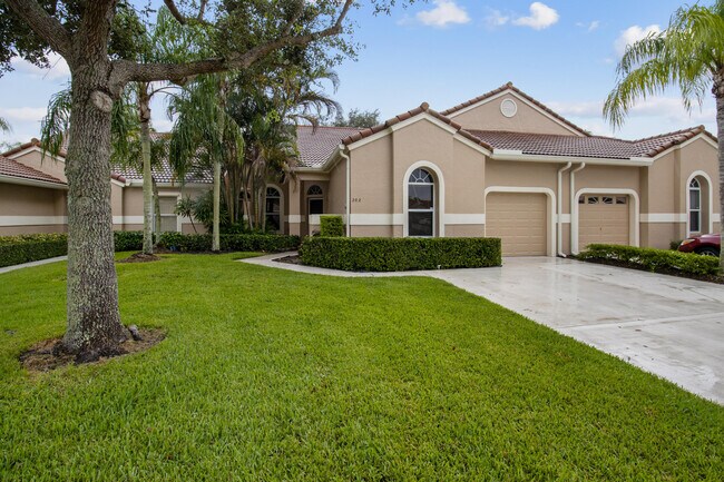 Primary Photo - 202 Sabal Palm Ln