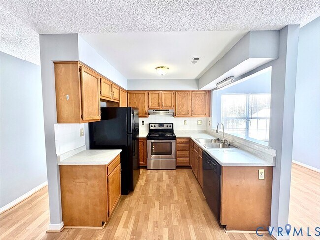 Building Photo - 14415 Traywick Dr